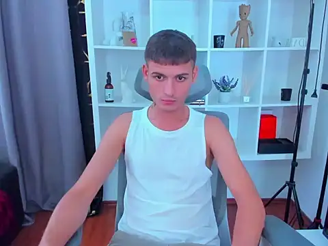 andboyfor6 online show from 09-11-25, 01:33