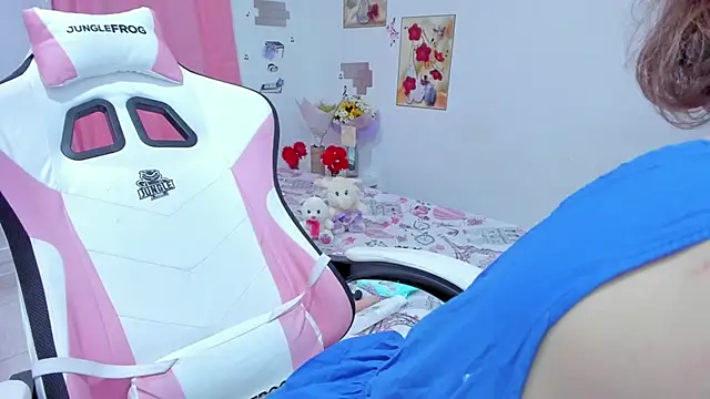 MiiaVolkova online show from 01-17-25, 05:42