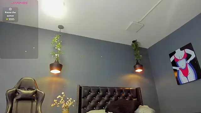 Sophiietaylor online show from 01-22-25, 11:53