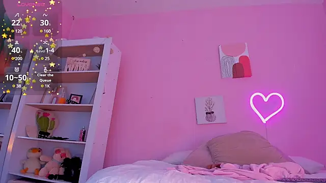 Sophiietaylor online show from 03-22-25, 11:53