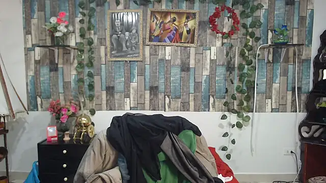 KarimaSarabe online show from 09-25-25, 09:29