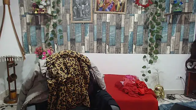 KarimaSarabe online show from 10-06-25, 09:01