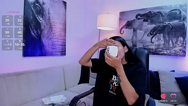 Snapshot of Ary_7 chatting on 11-09-25, 11:41 Ary 7 online show from 11-09-25, 11:41