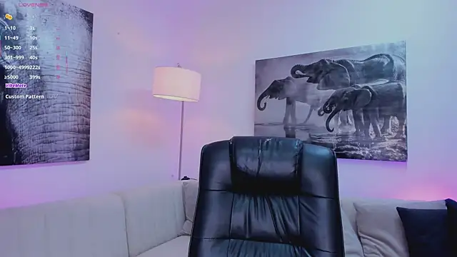 Snapshot of Ary_7 chatting on 12-04-25, 11:41 Ary 7 online show from 12-04-25, 11:41