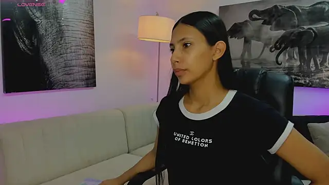 Snapshot of Ary_7 chatting on 12-05-25, 11:41 Ary 7 online show from 12-05-25, 11:41