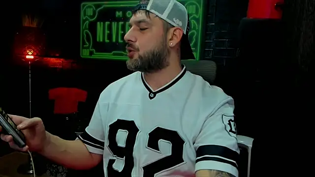 LexXHardy online show from 02-23-25, 05:39