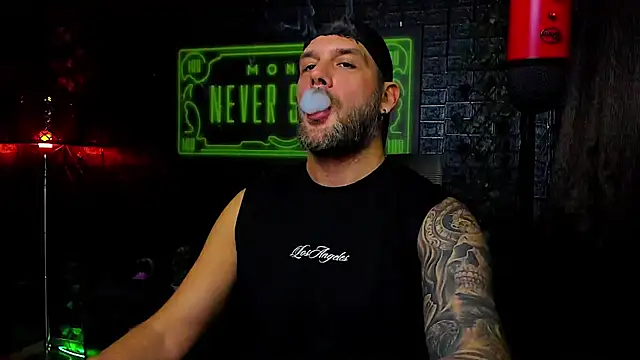 LexXHardy online show from 09-20-25, 02:12