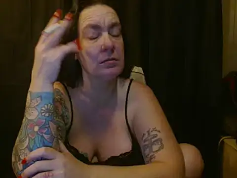 SimoneMoore online show from 03-15-25, 10:57