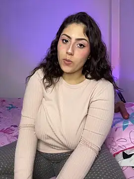 TuWaifuVirtual1 online show from 03-19-25, 04:57