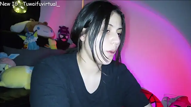 TuWaifuVirtual1 online show from 11-28-25, 11:18