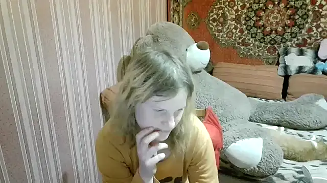 Kathlyn  Heath online show from 12-16-25, 03:39