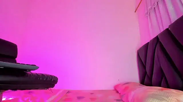 Snapshot of stephany_doll_ chatting on 01-16-26, 04:27 stephany doll online show from 01-16-26, 04:27