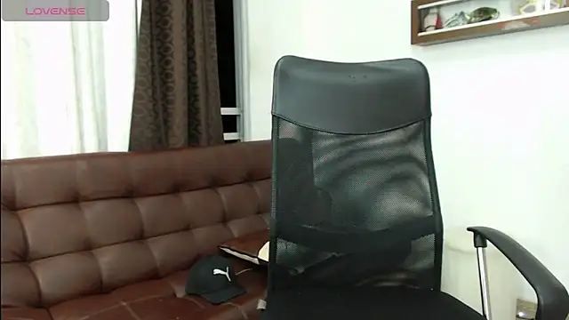 michacosio online show from 10-04-25, 02:53