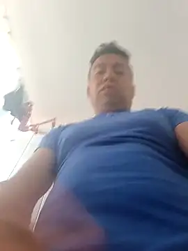 Snapshot of Diego_leon27 chatting on 01-21-25, 12:39 Diego leon27 online show from 01-21-25, 12:39