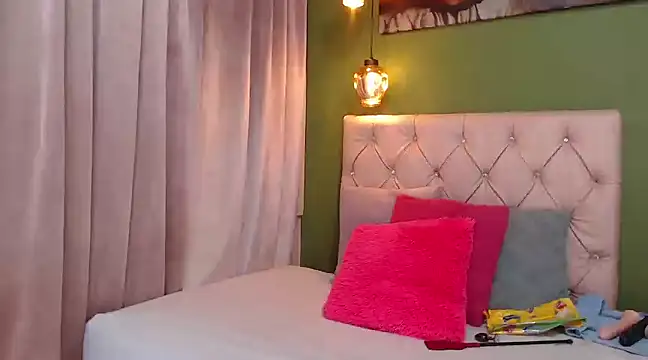 Rebecca Milf online show from 01-26-25, 03:58