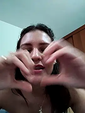 Mia Hampton online show from 03-02-25, 10:27