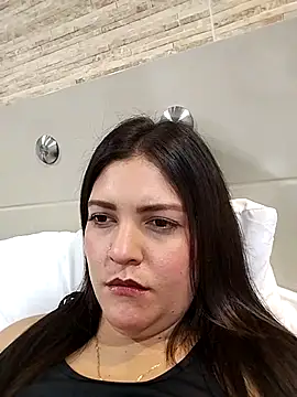 Mia Hampton online show from 09-25-25, 08:45