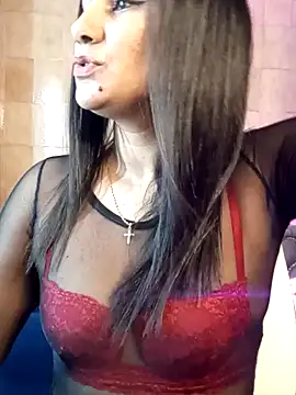 Leticia goddes online show from 12-19-24, 02:45