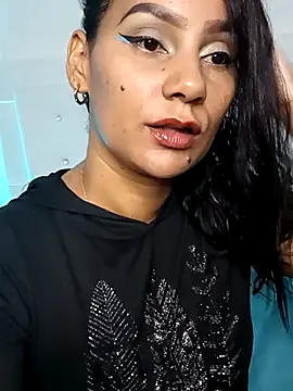 Leticia goddes online show from 02-12-25, 04:33