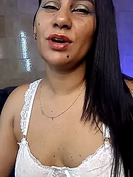 Leticia goddes online show from 03-07-25, 11:05