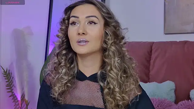 NicolLopeze online show from 11-07-25, 09:09