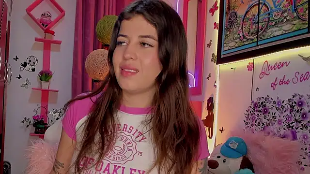 zoe kittylove online show from 12-20-24, 02:19