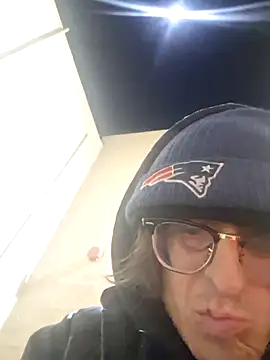 shaved online show from 12-04-25, 06:34