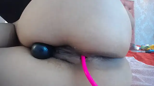 SHARICK GRECO online show from 02-08-25, 03:21