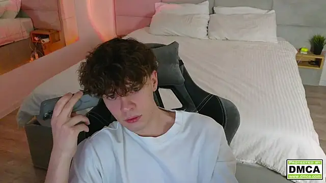 cute thomas online show from 12-16-24, 12:04