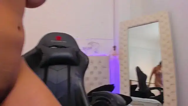 xiomara  cortes online show from 02-15-25, 10:31