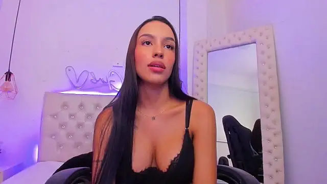 xiomara  cortes online show from 03-14-25, 10:16