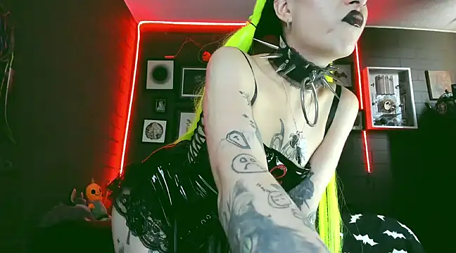 insania 9999  online show from 12-24-24, 09:11