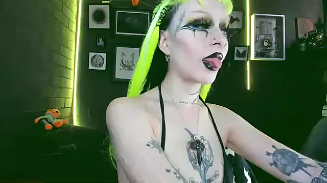 insania 9999  online show from 01-08-25, 05:26