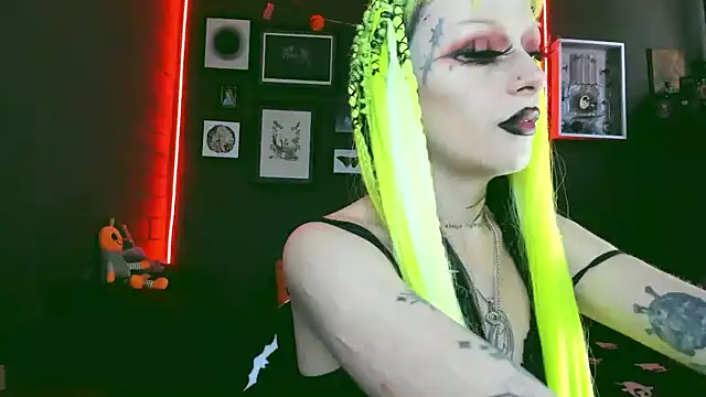 insania 9999  online show from 01-21-25, 06:23