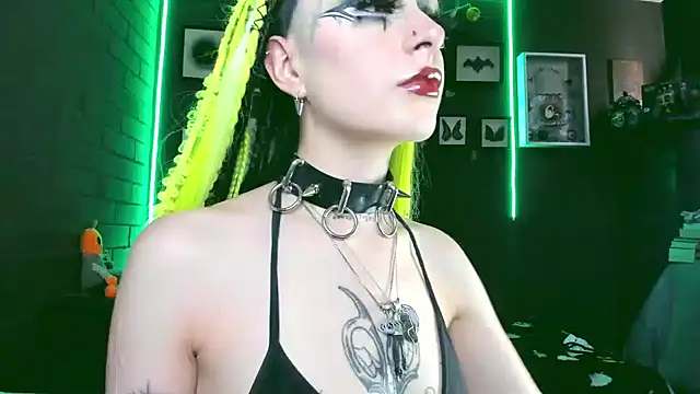 insania 9999  online show from 01-31-25, 08:43