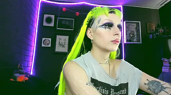 insania 9999  online show from 03-06-25, 03:24