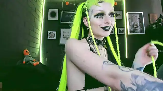 insania 9999  online show from 03-12-25, 07:17