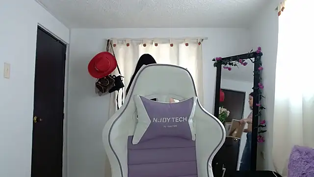 InocentHeaven1 online show from 12-07-24, 01:07