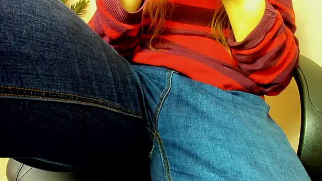 Persephoni online show from 02-17-25, 04:59