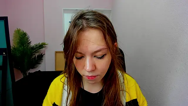 Persephoni online show from 09-18-25, 10:28