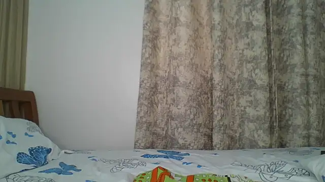 Snapshot of sweet_sassy_ chatting on 10-24-25, 04:31 sweet sassy online show from 10-24-25, 04:31