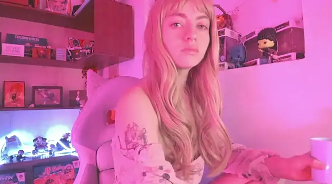 Snapshot of Agathaks chatting on 12-04-24, 05:38 Agathaks online show from 12-04-24, 05:38