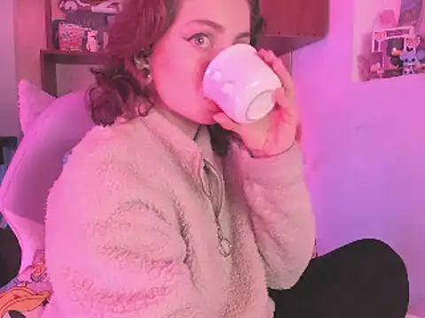 Snapshot of Agathaks chatting on 12-07-24, 04:20 Agathaks online show from 12-07-24, 04:20