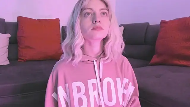 Snapshot of Agathaks chatting on 02-14-25, 08:59 Agathaks online show from 02-14-25, 08:59