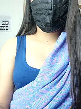 Snapshot of _desigori chatting on 03-05-25, 04:13 desigori online show from 03-05-25, 04:13