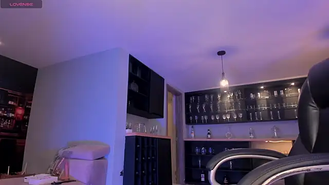 Snapshot of SophieBarnett chatting on 09-21-25, 12:45 SophieBarnett online show from 09-21-25, 12:45