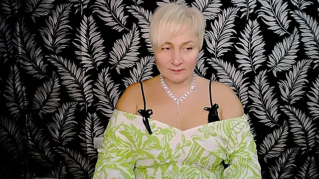 Olivia playful online show from 12-08-24, 05:01