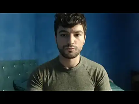 Snapshot of alex_blu chatting on 01-09-26, 10:22 alex blu online show from 01-09-26, 10:22