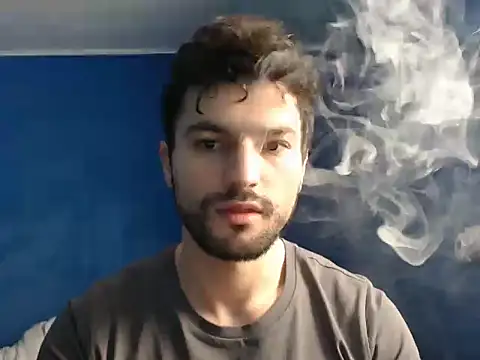 Snapshot of alex_blu chatting on 01-17-26, 08:34 alex blu online show from 01-17-26, 08:34