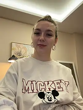 Janeee online show from 12-18-24, 05:15